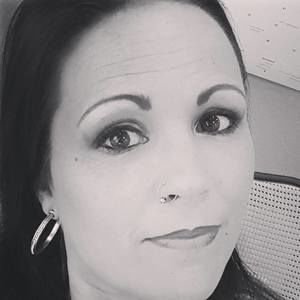 Meet your Posher, Stefanie